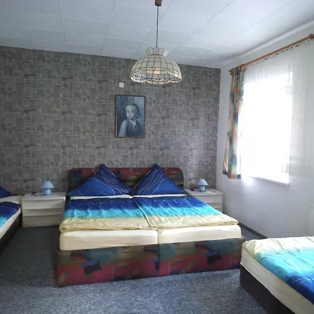 Neubert Apartment *